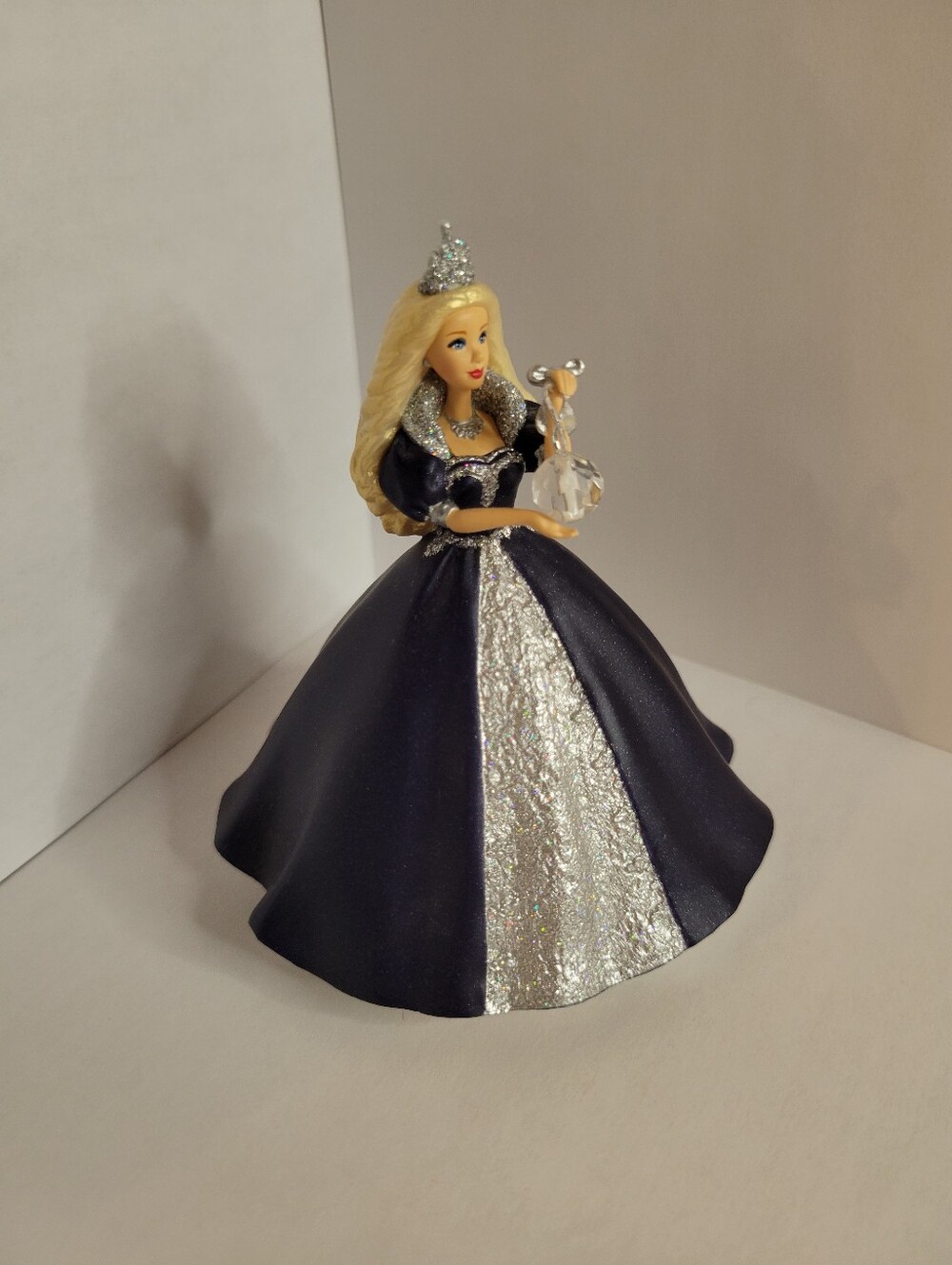 Barbie The Millennium Princess Ornament, Collectible